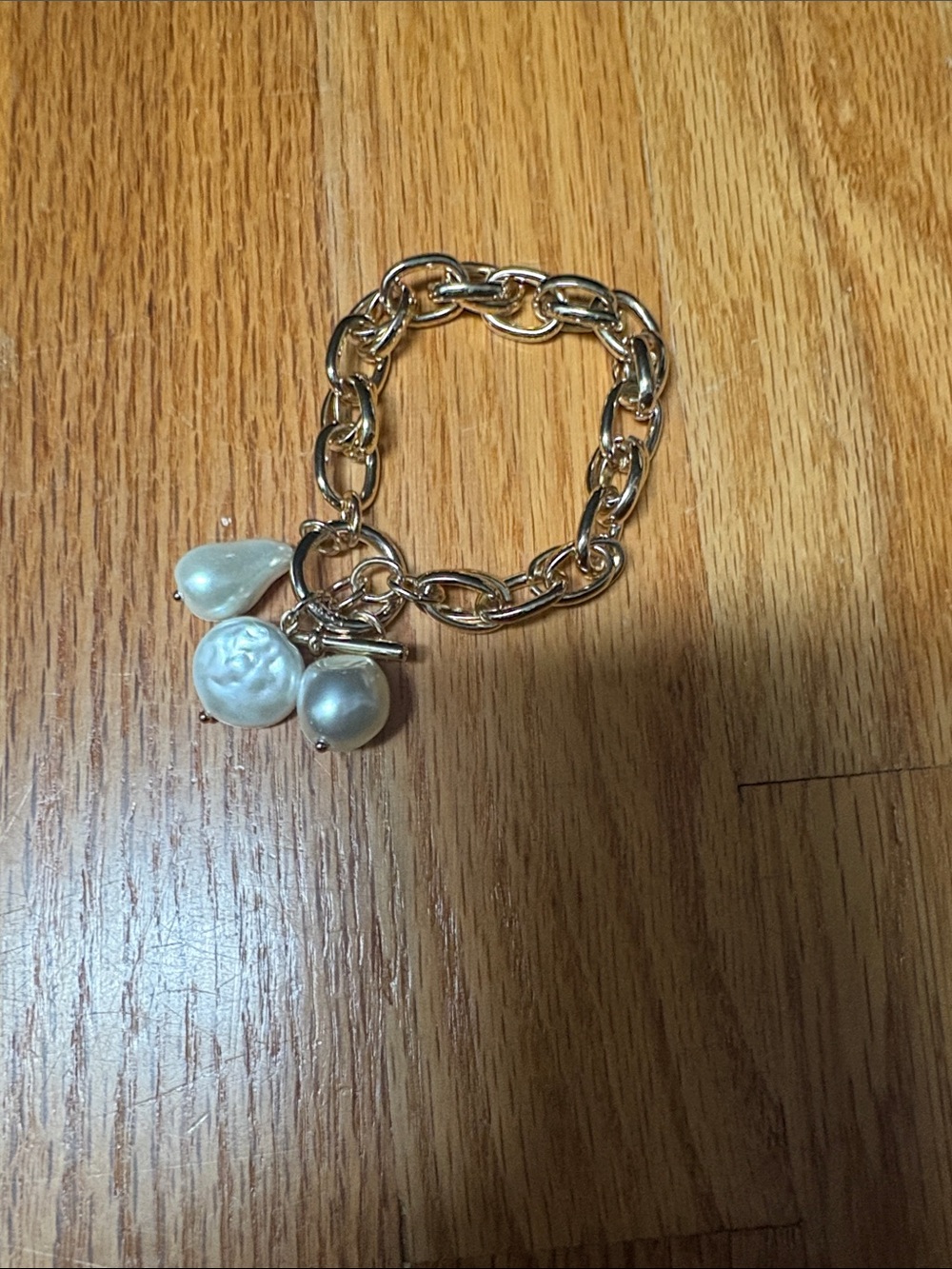 NWT J.Crew Gold Toggle Bracelet With Pearl Accents